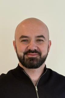 Drs. Enis Sylejmani